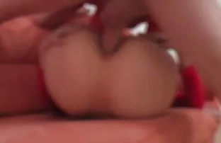 Taucht Dildo in Ihre ...