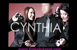 Diana liebt es stehe ...