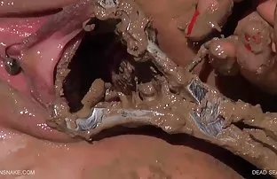 Mit den heißen Bräut ...