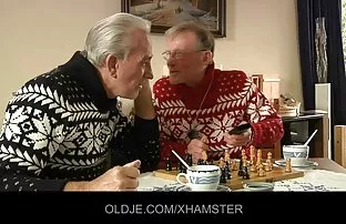 Langhaarige Lena Rei ...